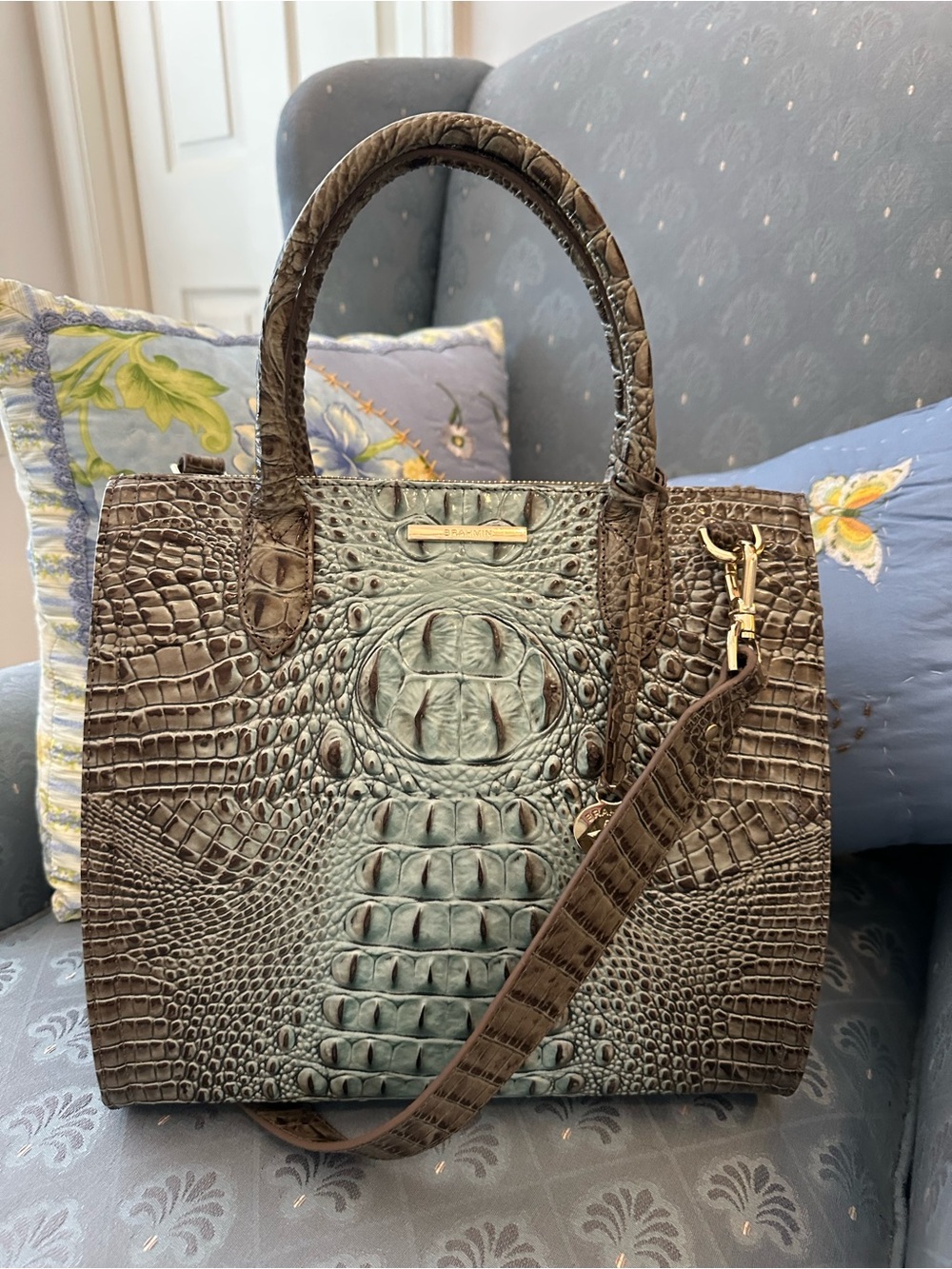 Brahmin Bluebell Ombre Large Caroline Satchel with Gold Hardware VGUC - Picture 2 of 14